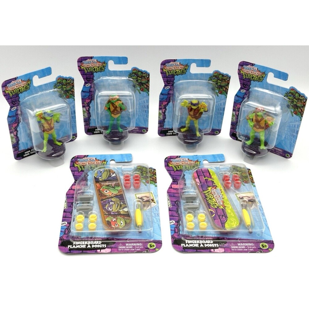 New 2025 TMNT Tales of Teenage Mutant Ninja Turtles 4 Figures 2 Fingerboards